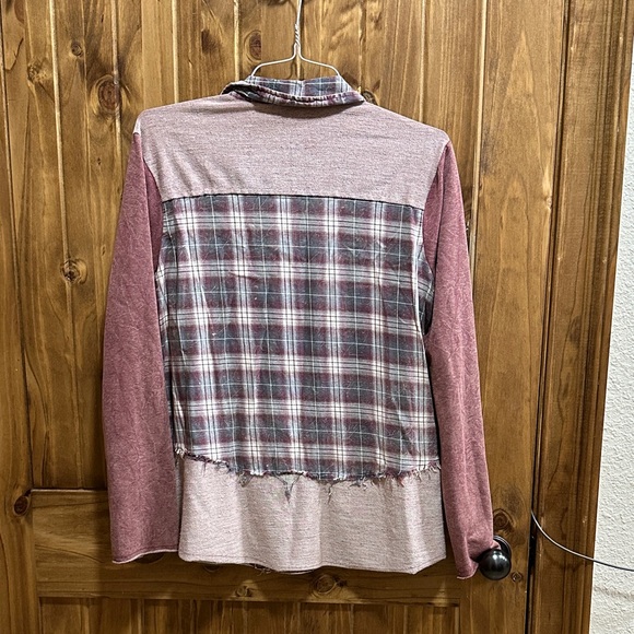 Plaid and Lace Long Sleeve Shirt - Picture 2 of 2
